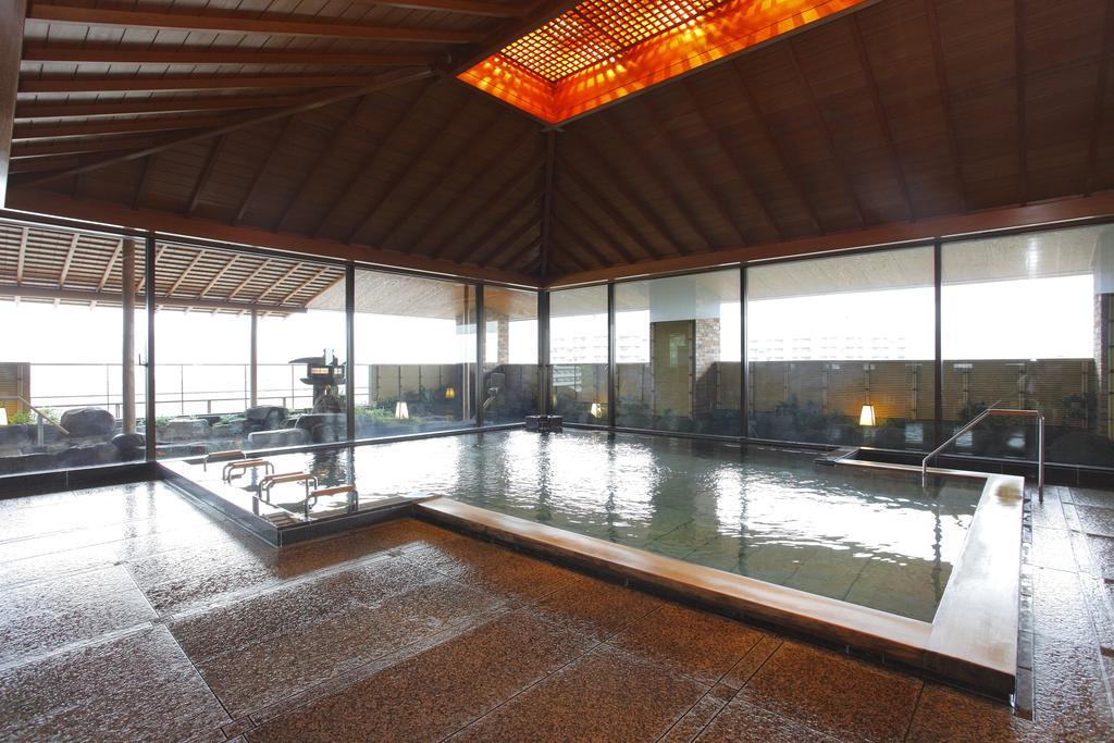 Hotel Wakamizu Takarazuka Exterior photo