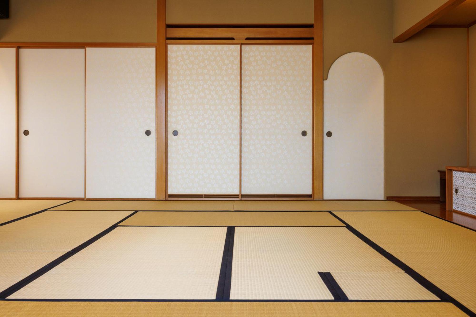 Hotel Wakamizu Takarazuka Exterior photo