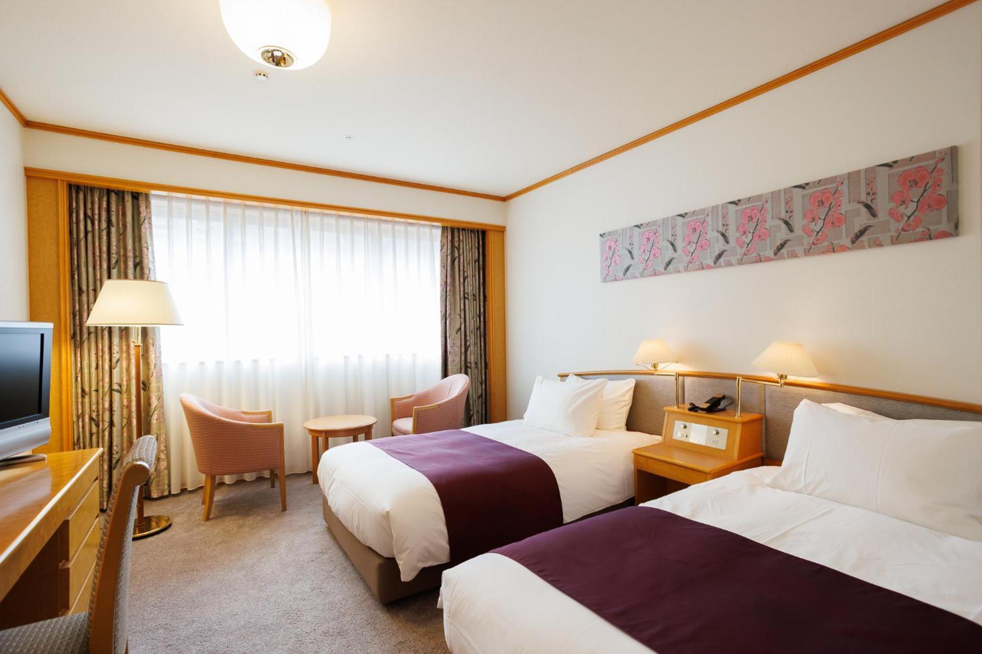 Hotel Wakamizu Takarazuka Exterior photo