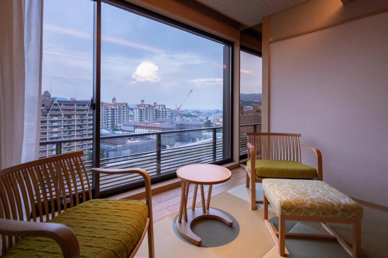 Hotel Wakamizu Takarazuka Exterior photo